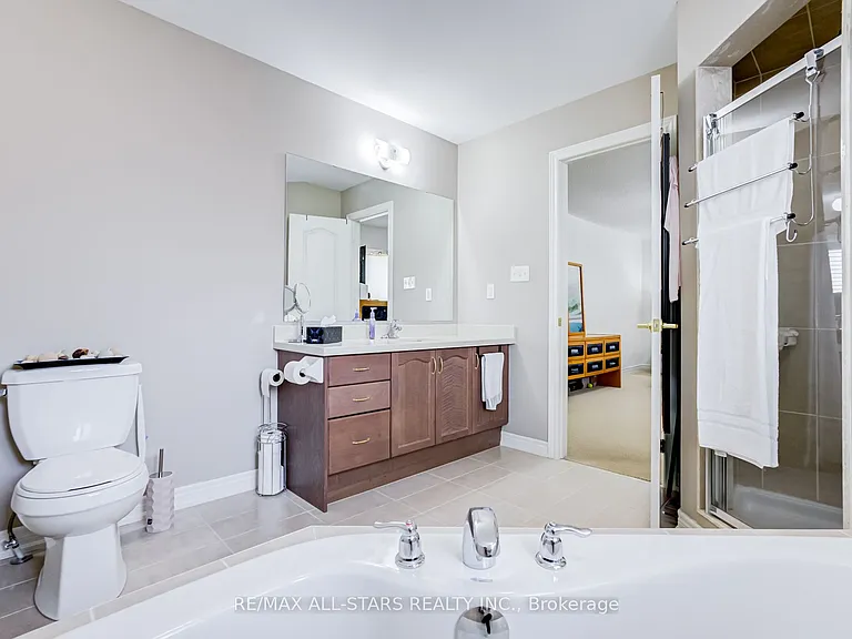 102 Creekland Ave — Photo 34