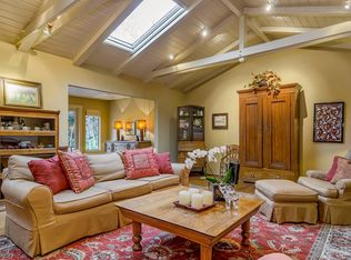 10 Tarry Ln, Orinda, CA 94563