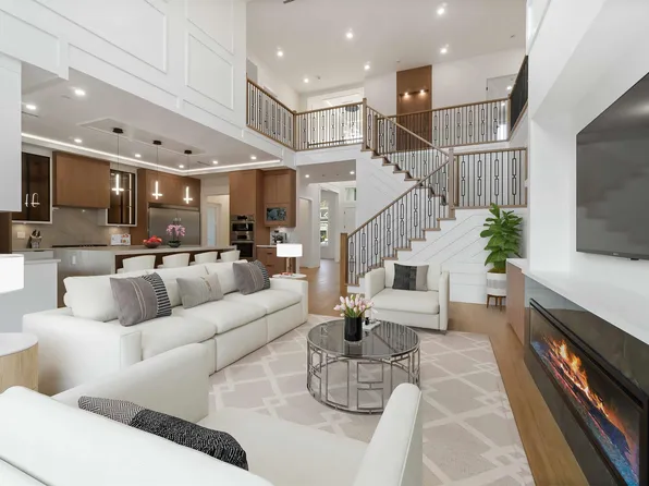 827 Atkins St, Coquitlam, BC V3J 5Z6