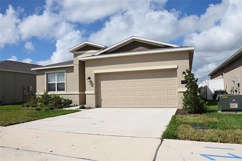 1st image of 108 Taft Dr