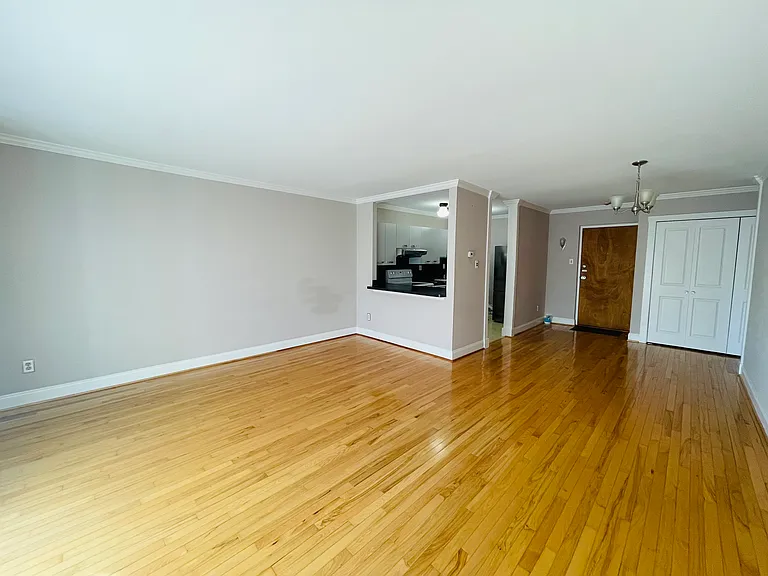 46 Township Line Rd #305 — Photo 3