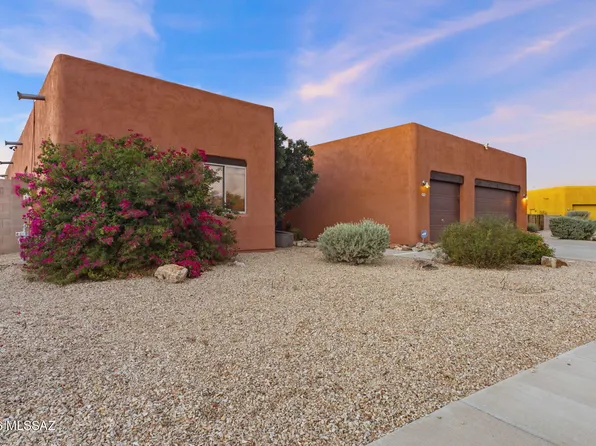 8070 W Crowned Eagle Ct, Tucson, AZ 85757