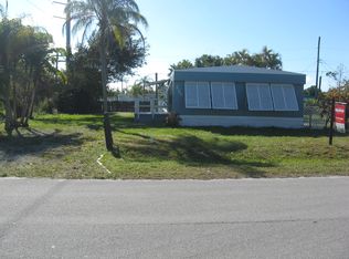 2702 SE Janet St, Stuart, FL 34997