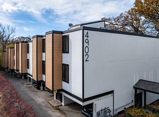 4902 University Ave APT 335, Des Moines, IA 50311