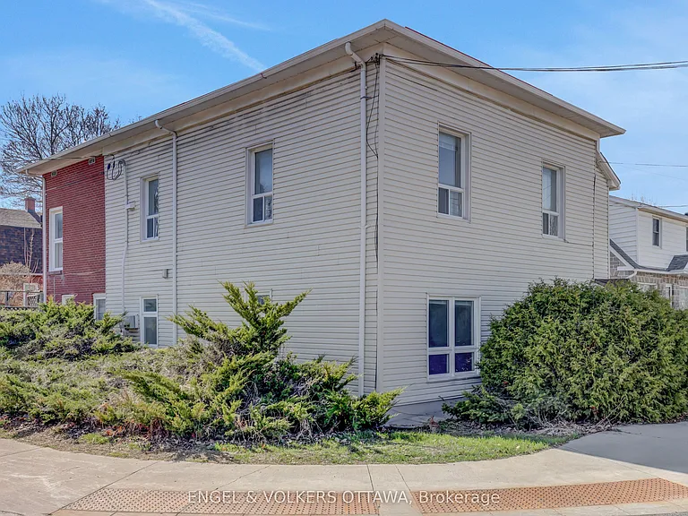 504 Hilson Ave — Photo 2