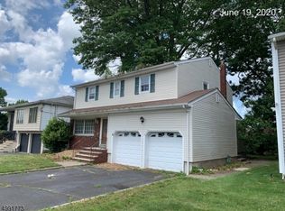 866 Ray Ave, Union, NJ 07083
