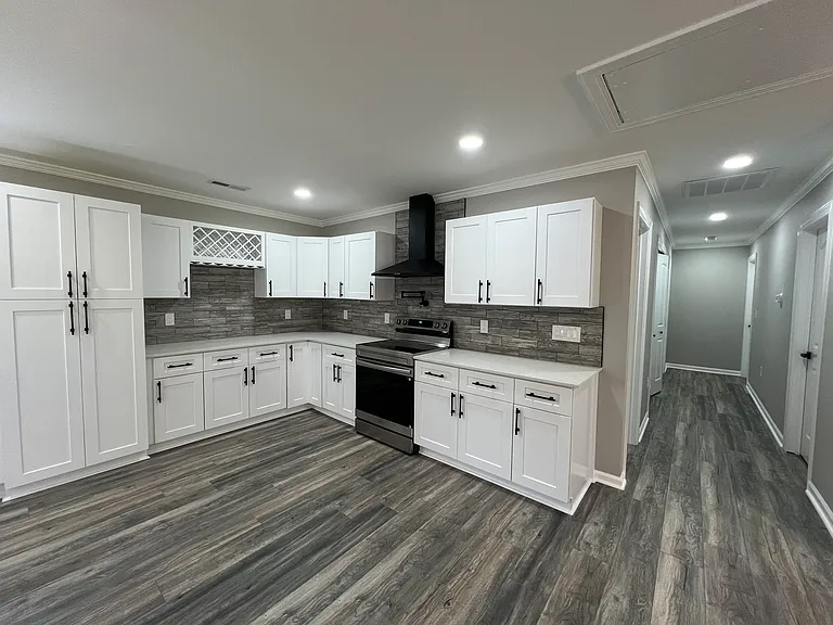 11405 Cresthill Dr — Photo 26