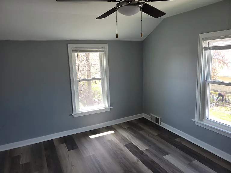 513 Home Ave — Photo 8