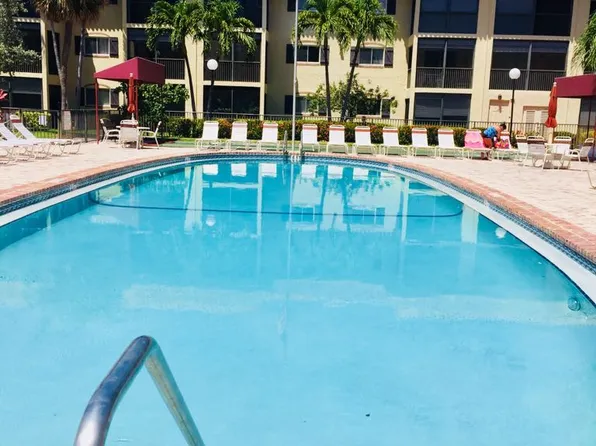 259 S Cypress Rd APT 535, Pompano Beach, FL 33060