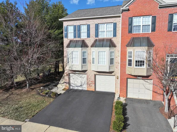 45772 Palace Ter, Sterling, VA 20166