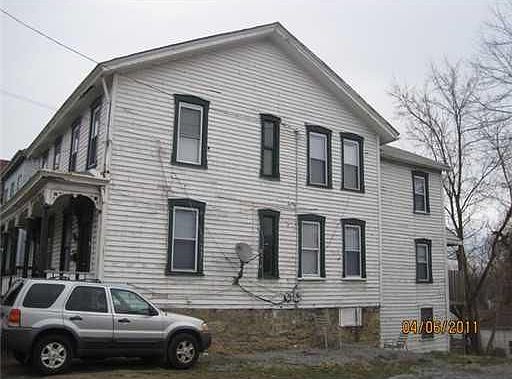 2nd image of 107 Sheridan Ave