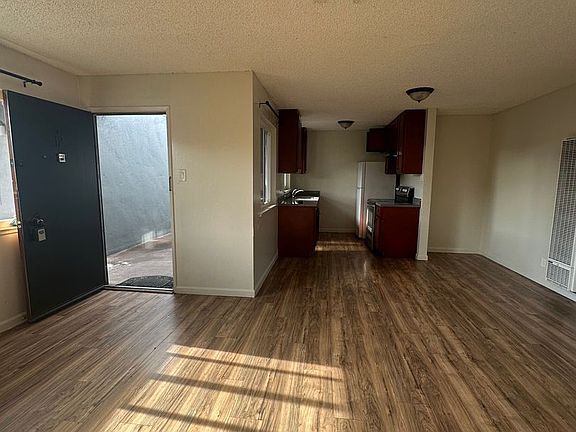 3rd image of 308 Lux Ave APT 12