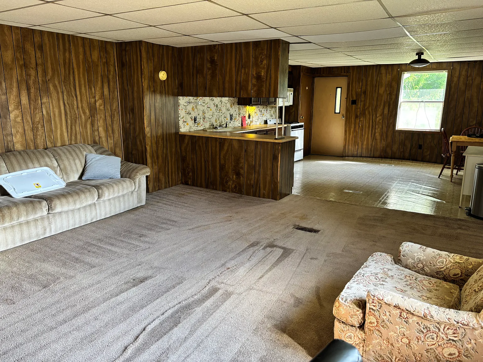 1 bed, 750 sqft, $650 — Photo 1
