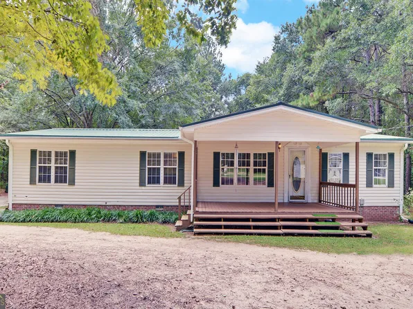 711 Mewborn Rd, Dewy Rose, GA 30634
