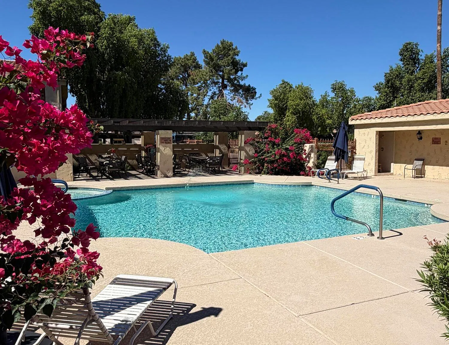 2 bed, 2.0 bath, 961 sqft, $1,650 — Photo 4