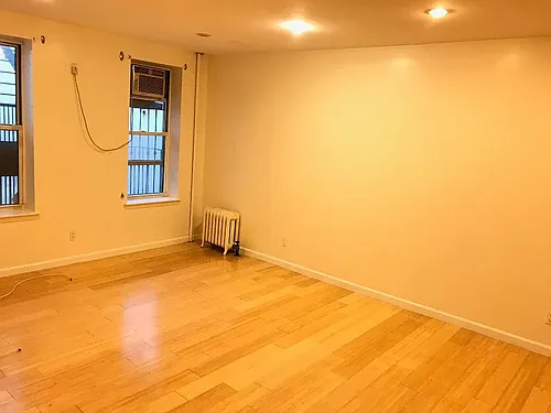 247 Wadsworth Ave #5L Photo 1