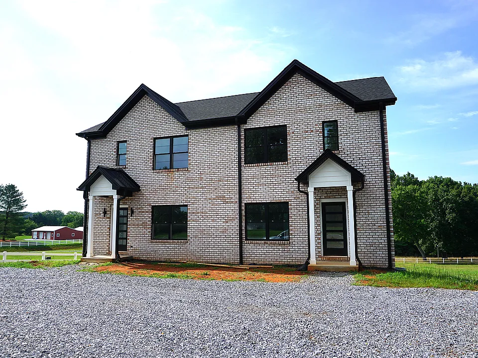 4311 Everett Rd