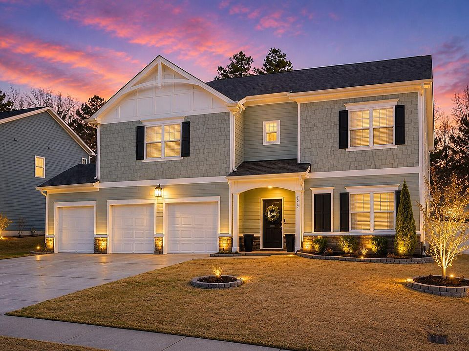 1st image of 217 Kavanaugh Rd