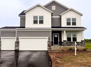 4657 Island Park Dr, Woodbury, MN 55129