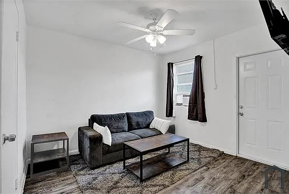 708 NW 4th Ave #1 — Photo 7