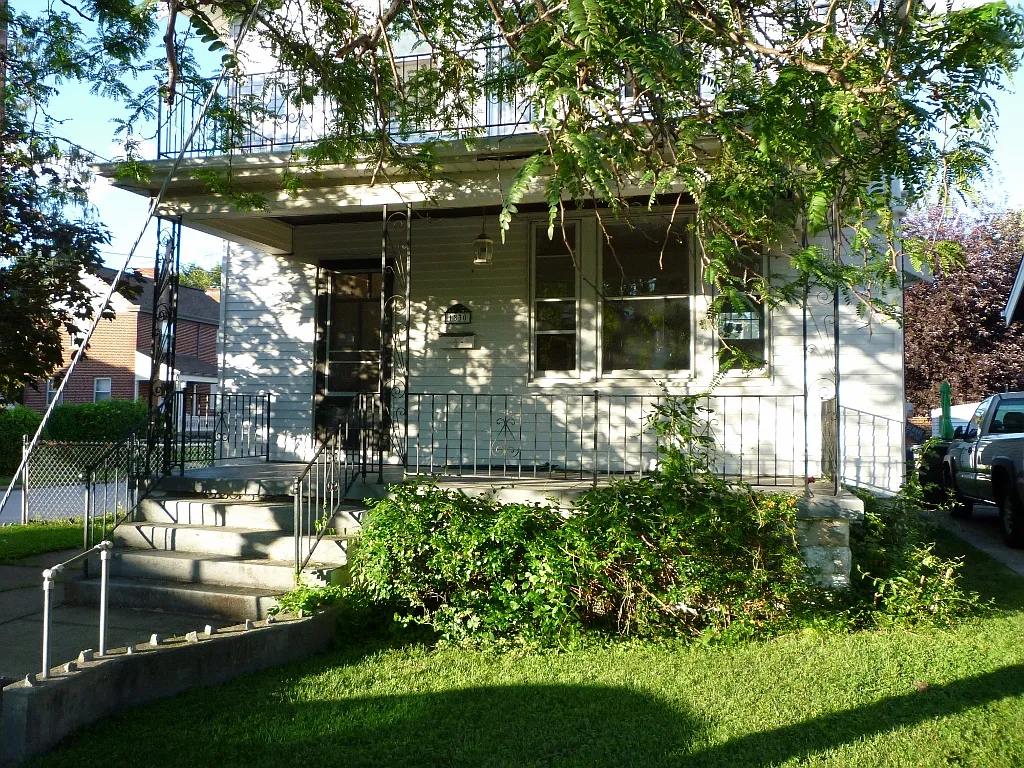 1830 Euclid Ave photo 1