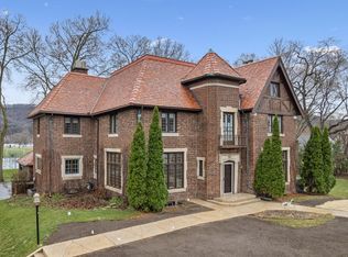 51 W Sarnia St, Winona, MN 55987