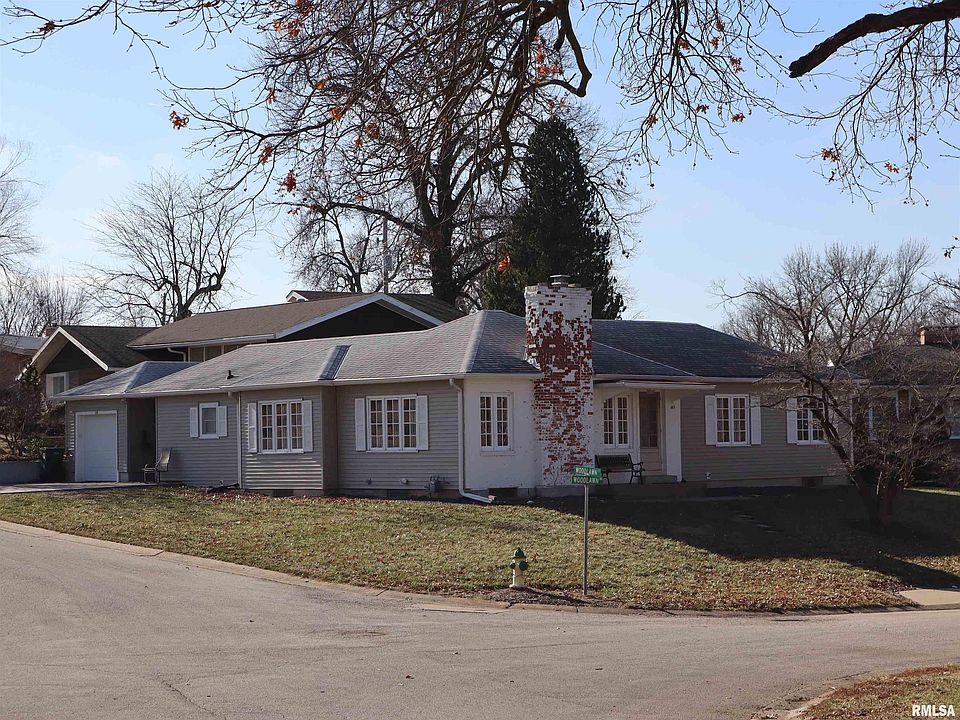 1st image of 145 Woodlawn Rd