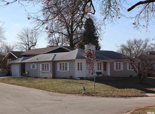 145 Woodlawn Rd, Quincy, IL 62301