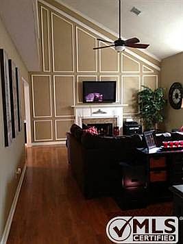 4th image of 4701 Brenton Oaks Dr