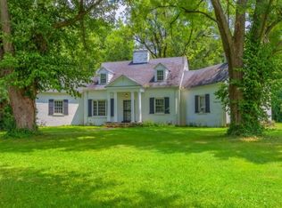 1208 Colonial Dr, Lexington, KY 40504