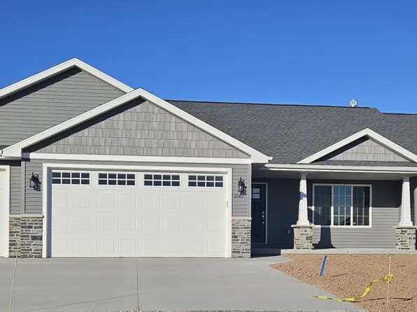 2080 Bear Paw Trl, Kaukauna, WI 54130