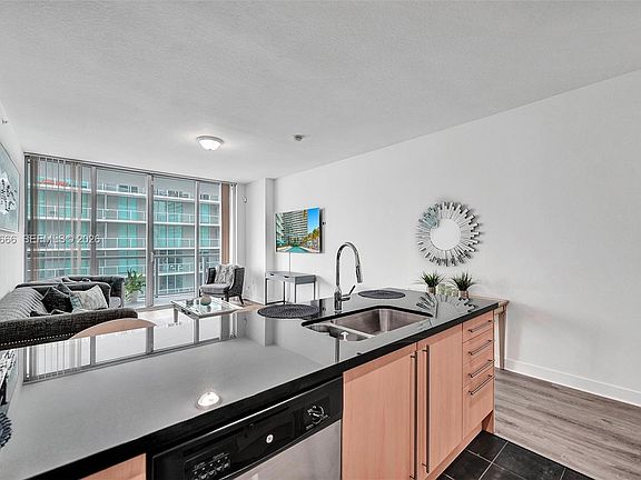 5th image of 79 SW 12th St #3608