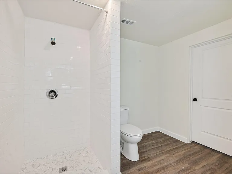 8221 Bigwood St — Photo 14