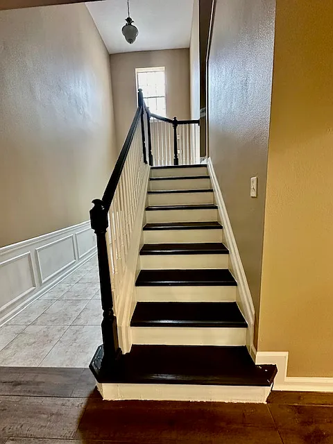 3 bed, 2.5 bath, 1858 sqft, $2,250 — Photo 4