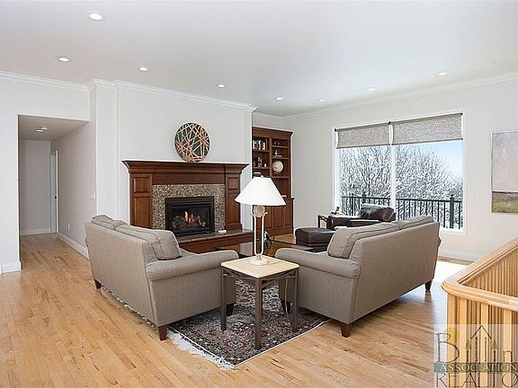 4th image of 3520 Timberline Dr