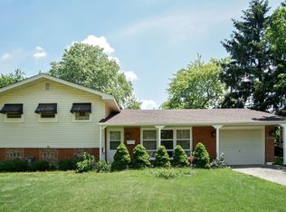 1645 Pierce Rd, Hoffman Estates, IL 60169