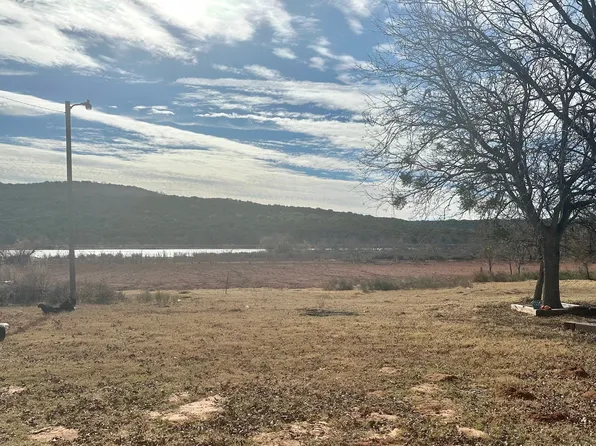 477 Sullivan Rd, Graham, TX 76450