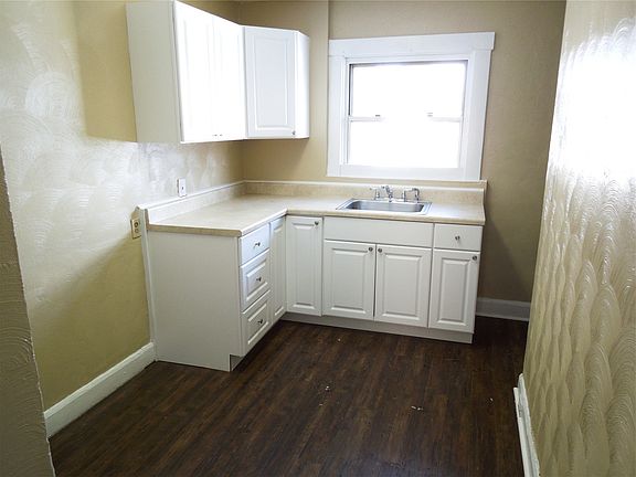 2nd image of 820 Crawford Avenue # Fl 2nd