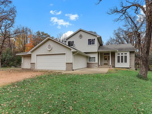 2131 Viking Blvd NW, Oak Grove, MN 55011