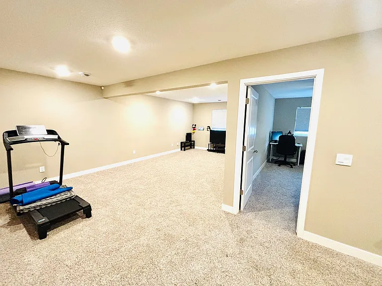 18031 Headwaters Dr — Photo 20