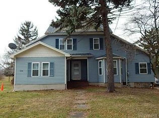 1836 W Creek Rd, Burt, NY 14028
