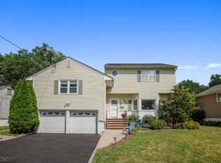 401 Walnut Ave, Cranford, NJ 07016