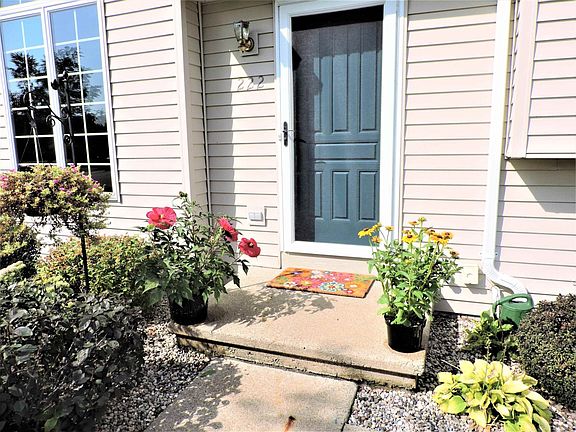 Welcome to this beauftul home!