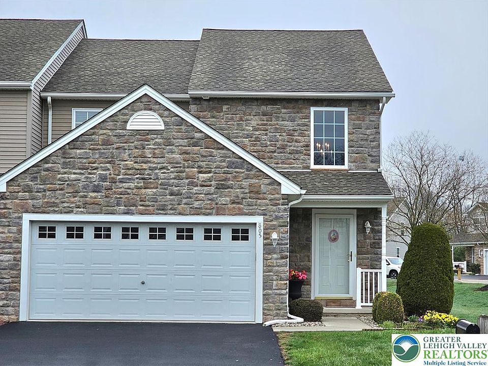2nd image of 805 Fieldstone Trl