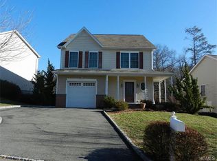 4 Pataki Farm Rd, Peekskill, NY 10566