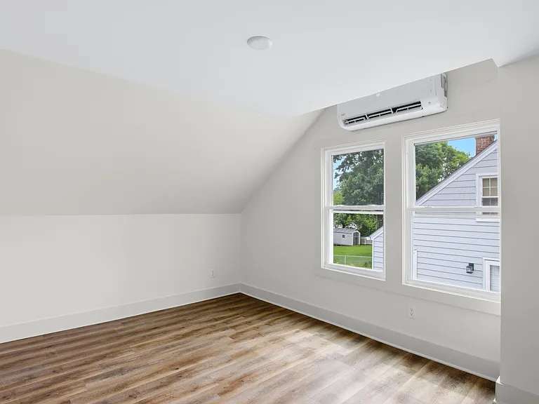 3908 Plymouth Rd — Photo 24