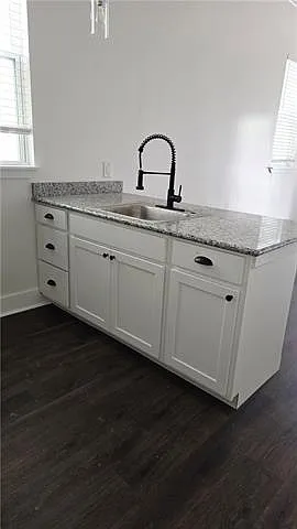 1822 Cambronne St — Photo 3