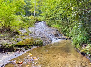 17 Starry Nights Dr, Fancy Gap, VA 24328