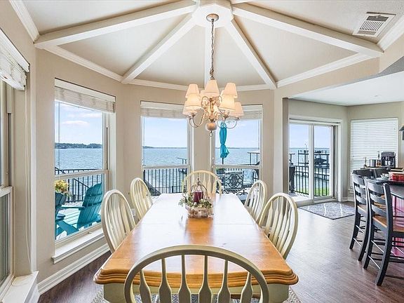 4th image of 219 Admiral Dr