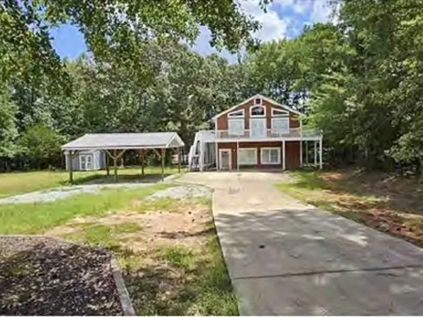 127 Brushy Creek Ln, Jackson, GA 30233